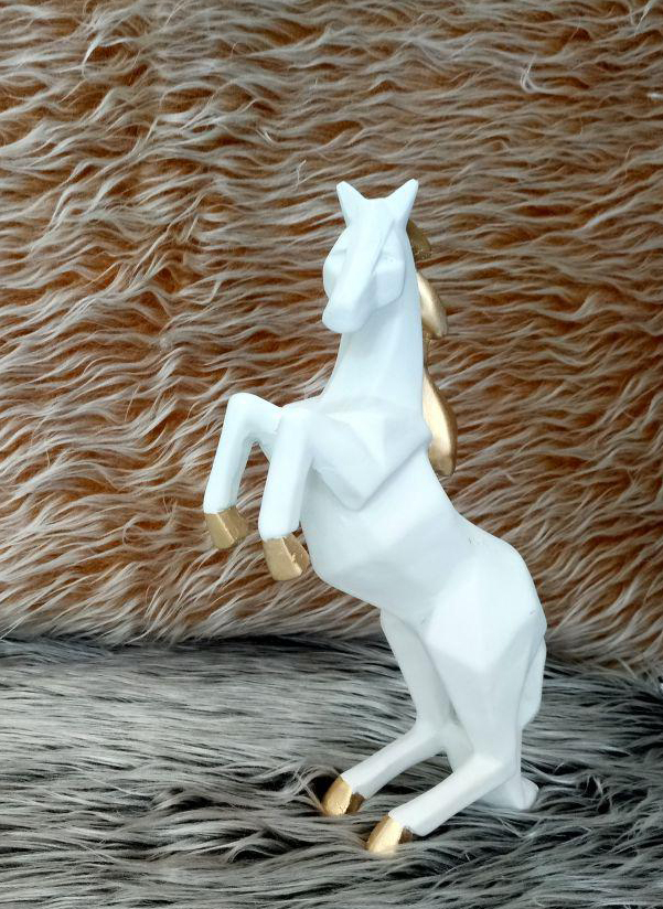 مجسمه اسب مدل 02
